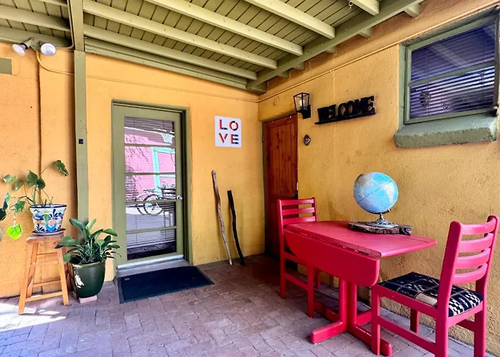 La Quirky Casita, Barrio Viejo *